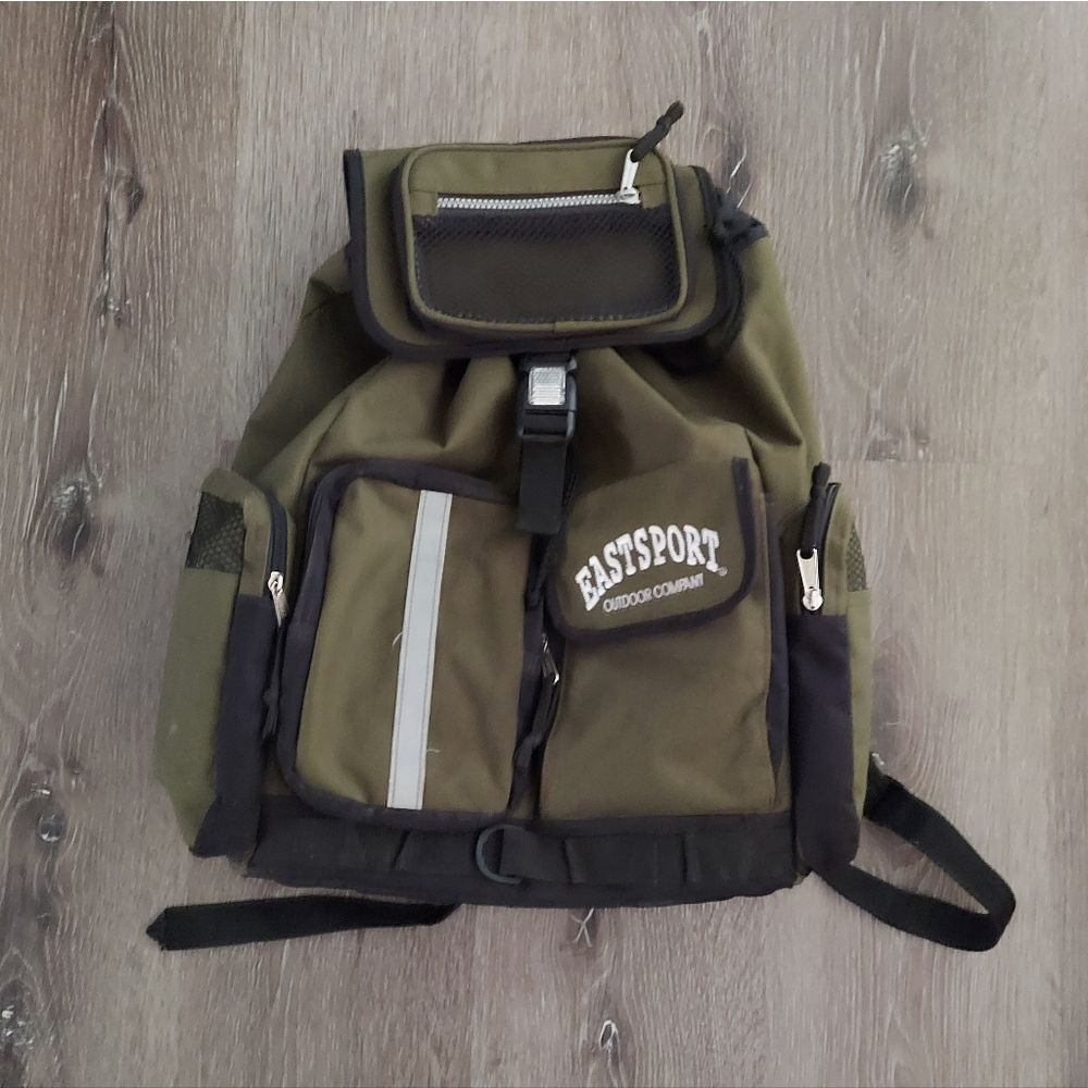 Vintage Eastport Olive Green Multi-Pocket Outdoor-Style Cinch Backpack